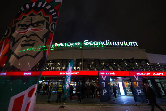 Arena Scandinavium exteriört innan ishockeymatchen i SHL