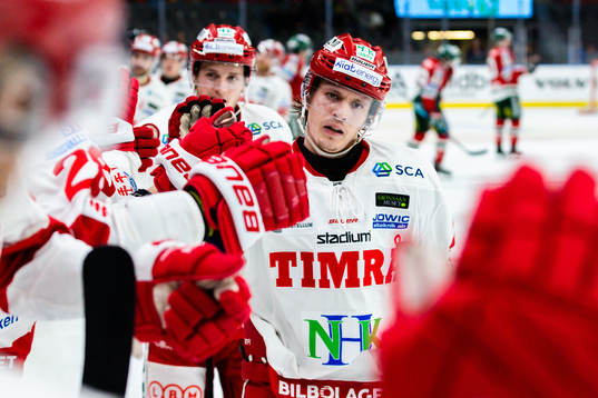 Timrås Johannes Kinnvall jublar