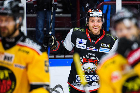 Malmö Redhawks Frederik Storm jublar