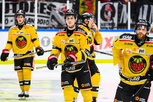 Luleås Jonas Berglund deppar med lagkamrater