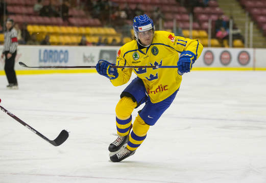 Sweden forward Samuel Fagemo (11)