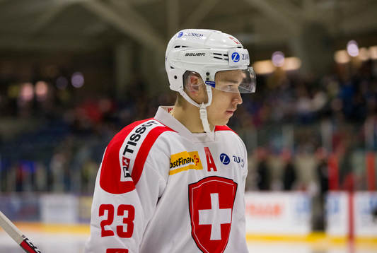 Switzerland forward Philipp Kurashev (23)
