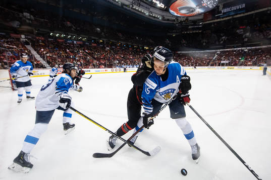 Linus Nyman and Henri Jokiharju of Finland