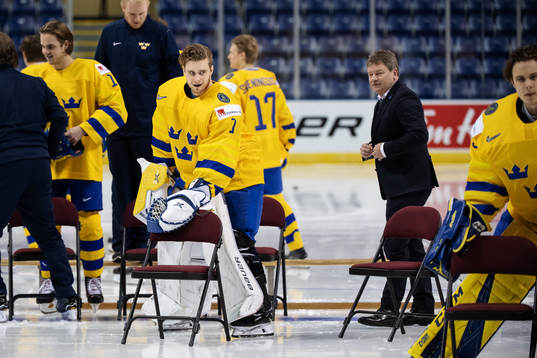Goaltender Adam Åhman