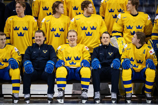 Goalie coach Nizze Landén, Fabian Zetterlund and head