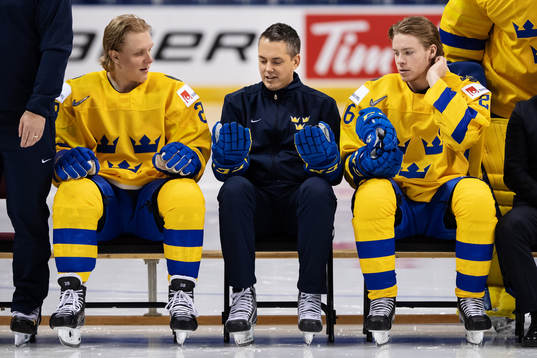 Fabian Zetterlund, head coach Tomas Montén and Rickard Hugg