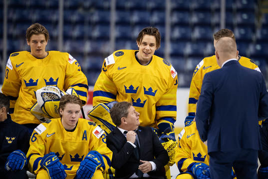 Goaltender Olle Eriksson Ek