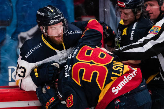 s Robin Figren och Djurgårdens Olle Alsing
