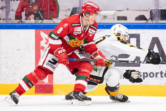 Moras Robin Johansson och Skellefteås Joakim Lindström