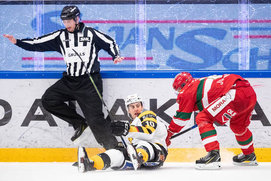 Moras Robin Johansson och Skellefteås Joakim Lindström