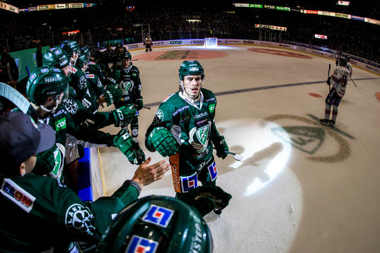 Färjestads Joakim Nygård jublar