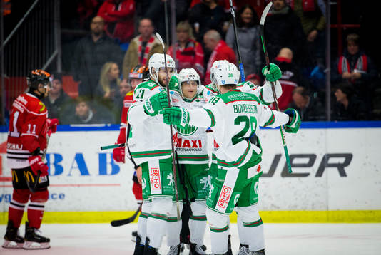 Rögles Trevor Mingoia gör 2-2 och jublar