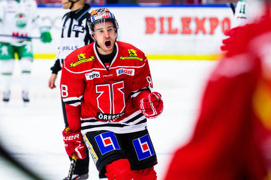 Örebros Tyson Spink jublar