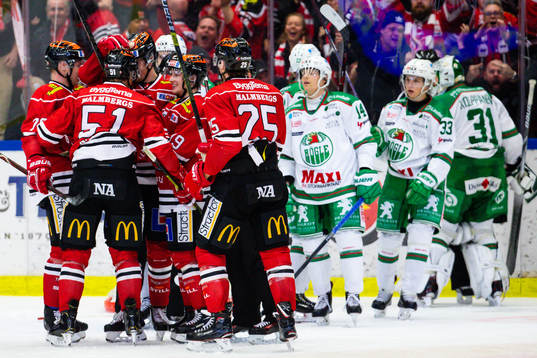 Örebros Patrik Virta jublar