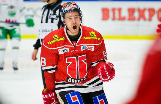 Örebros Tyson Spink jublar