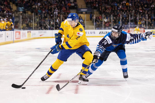 Pontus Holmberg of Sweden and Ville Heinola of Finland