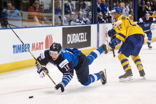 Rasmus Kupari of Finland falls