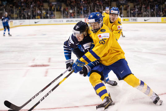 Samuli Vainionpää of Finland and Philip Broberg of Sweden