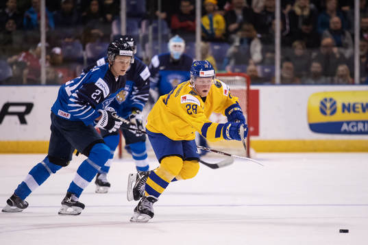 Otto Latvala of Finland and Fabian Zetterlund of Sweden