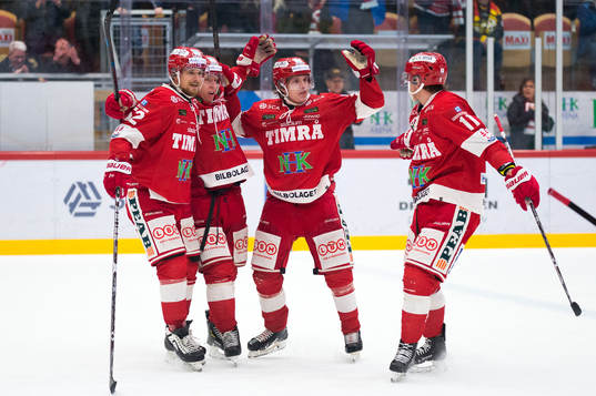 Timrås Johannes Kinnvall  jublar