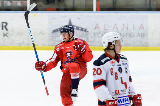 Hanhals Mattias Elfström jublar