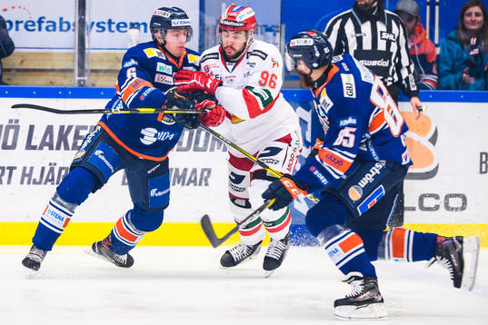 Växjös Linus Högberg och Moras Niki Petti