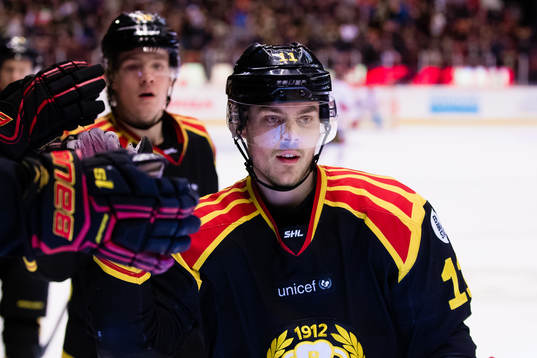 Brynäs Joel Kellman jublar
