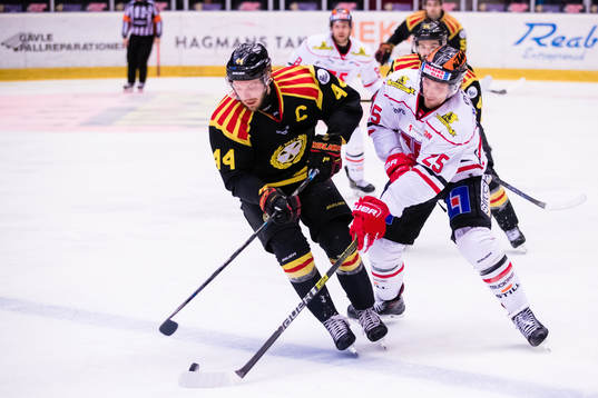 Brynäs Jacob Blomqvist och Örebros Anton Hedman