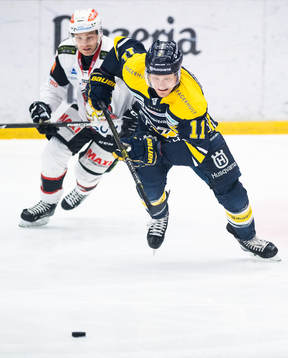 s Simon Önerud