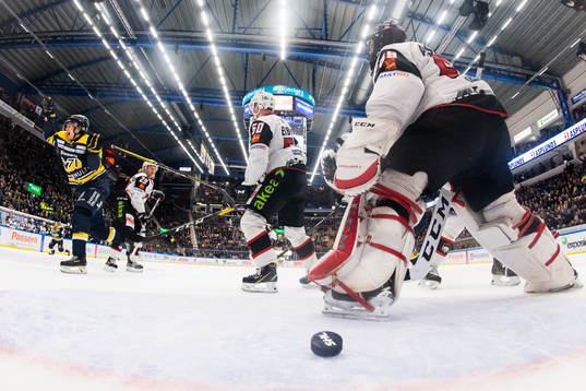 s Sebastian Wännström jublar
