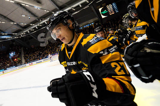 Skellefteås Robin Alvarez jublar
