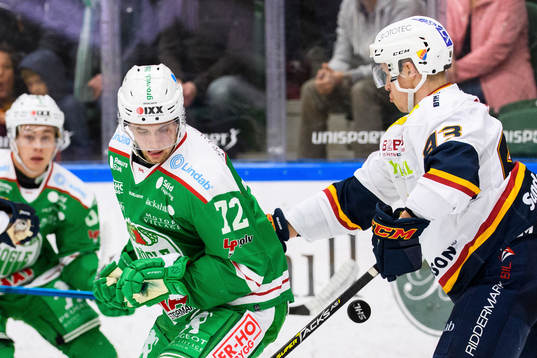 Rögles Daniel Zaar och Djurgårdens Tom Nilsson