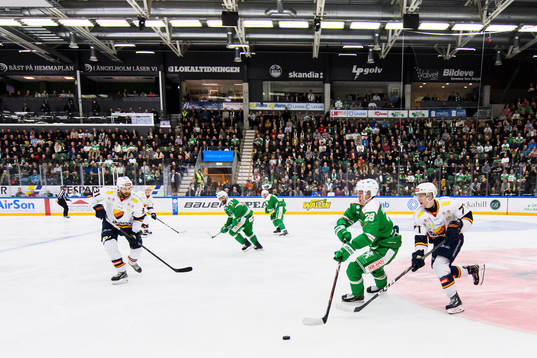 Rögles Jakob Bondesson och Djurgårdens Jonathan Davidsson