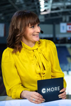 TV commentator Lena Sundqvist in the C More tv studio