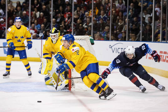 Erik Brännström of Sweden and Jack Drury of USA