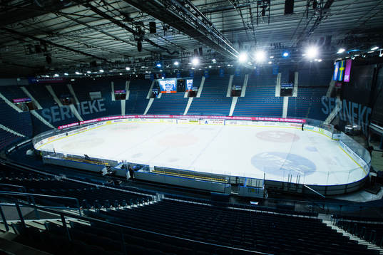 Generell vy över Hovets Isstadion