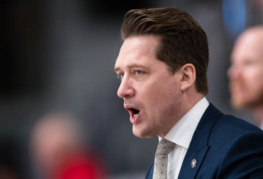 Växjös tränare Sam Hallam