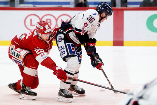 Timrås Aiham Ousou och Linköpings Filip Karlsson