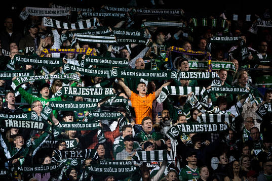 Färjestads supportrar jublar