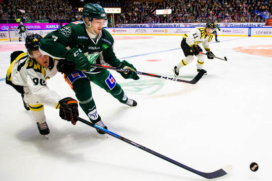Brynäs Jesper Boqvist och Färjestads Johan Ivarsson