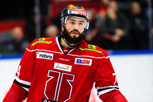 Örebros Nick Ebert deppar