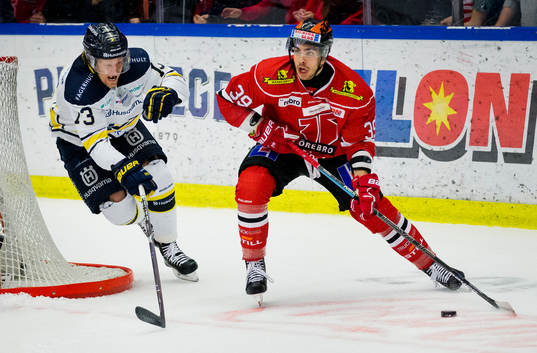 s Oscar Sundh och Örebros Jordan Boucher