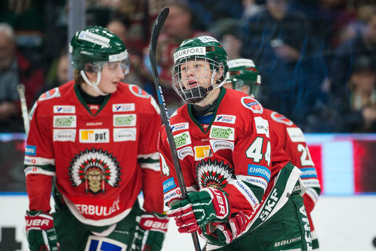 Frölundas Lucas Raymond  jublar