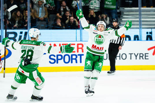 Rögles Leon Bristedt  jublar