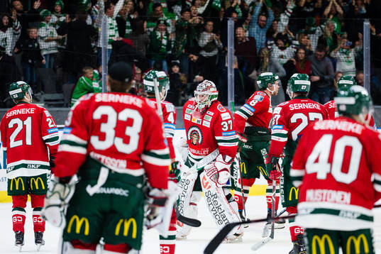 Frölundas målvakt Johan Gustafsson deppar