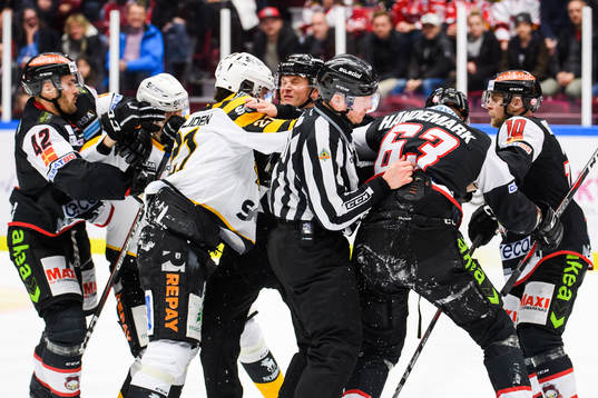 Skellefteås Jimmie Ericsson i bråk med Malmö Redhawks