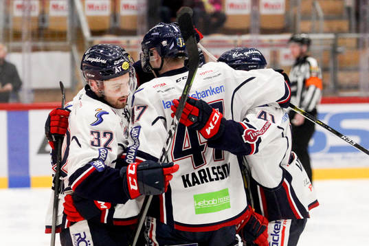 Linköpings Lukas Bengtsson jublar