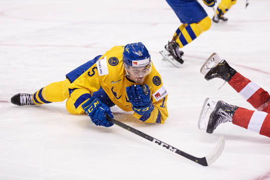 Oskar Bäck of Sweden