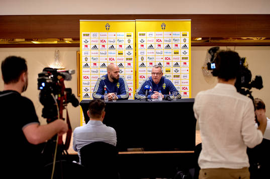 Head coach Janne Andersson of Sweden and press manager