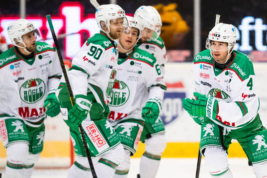 Rögles Kodie Curran jublar